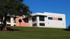 Escolas em Clermont