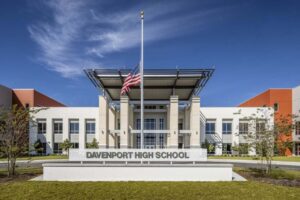 artigos 40 - Jen Dantas Schulen in Davenport