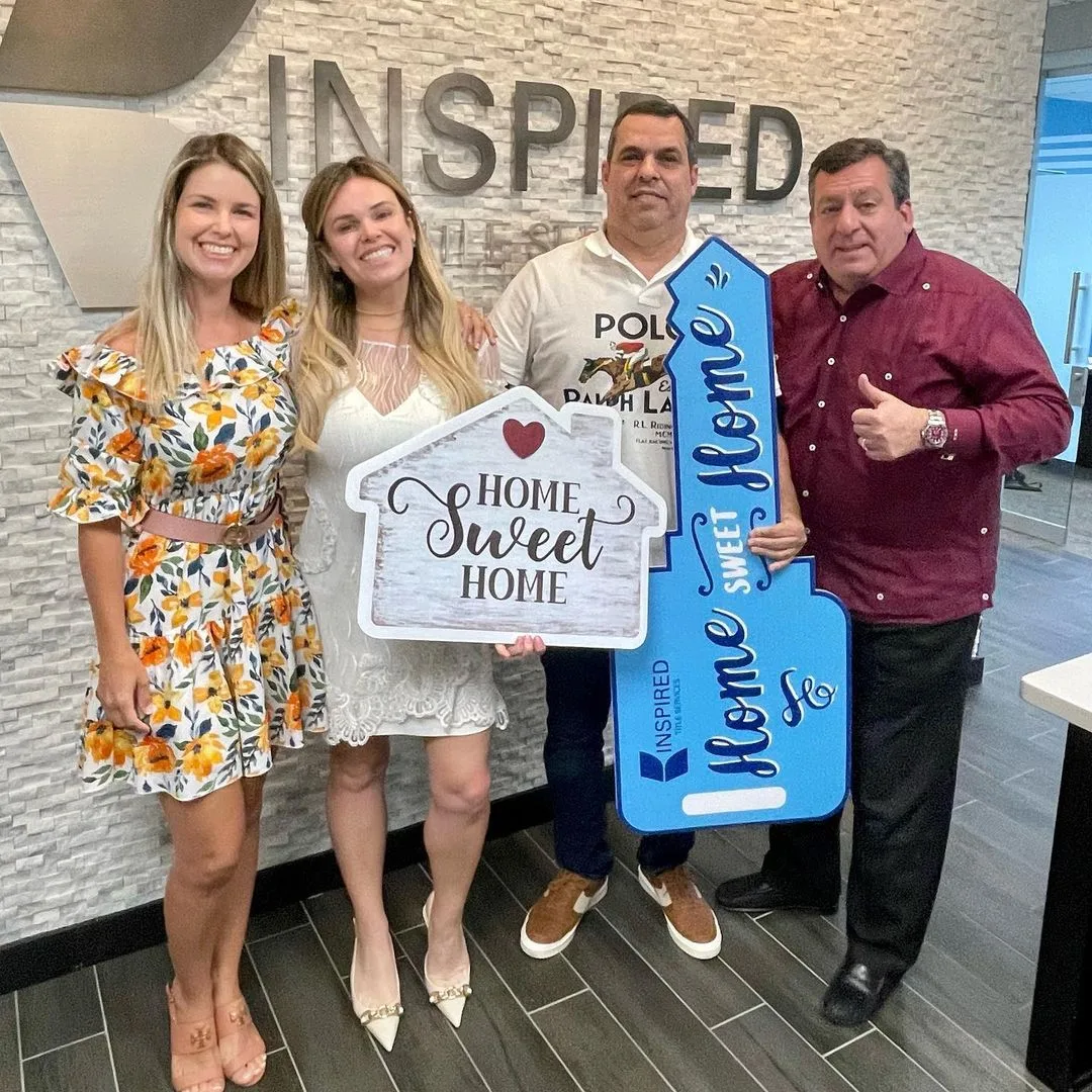 Jen Dantas com clientes em Orlando (11)