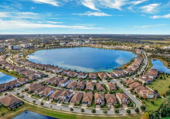 Case in vendita a Ruby Lake, Orlando: una comunità residenziale con comfort e svago vicino al centro città