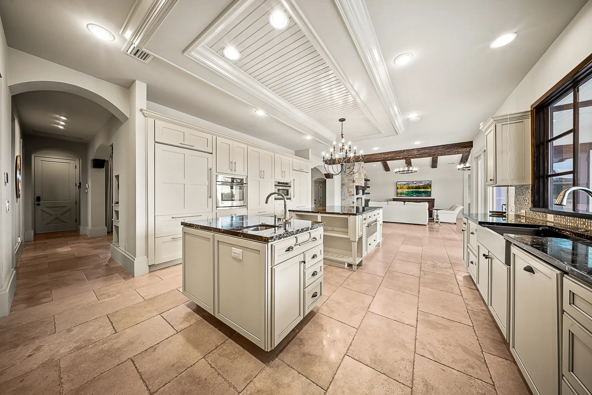 Cozinha do imóvel - ângulo 1