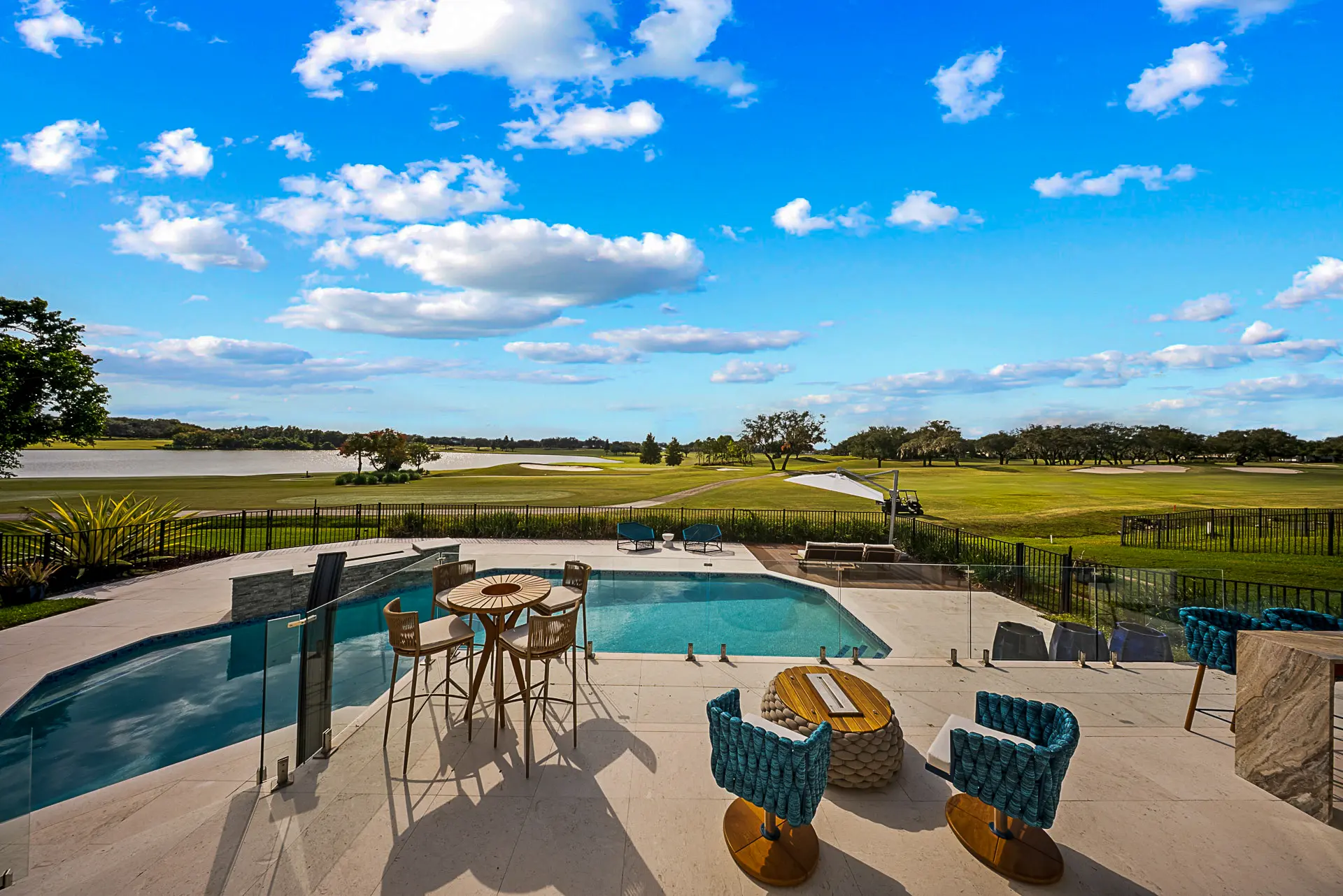 Nem toda casa de luxo em Orlando é igual 15 - Jen Dantas Piscina - foto 1