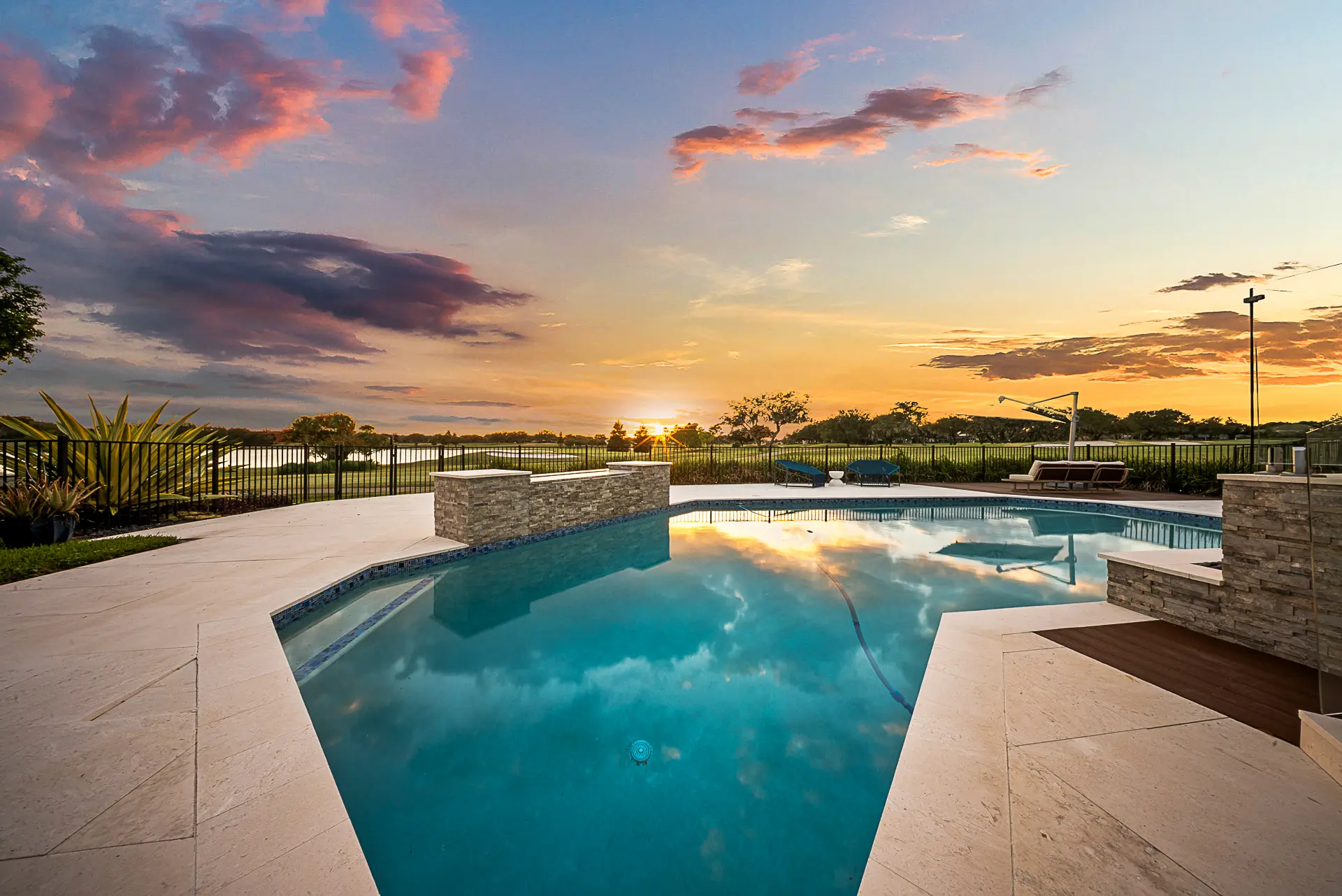 Nem toda casa de luxo em Orlando é igual 26 - Jen Dantas Piscina - foto 23