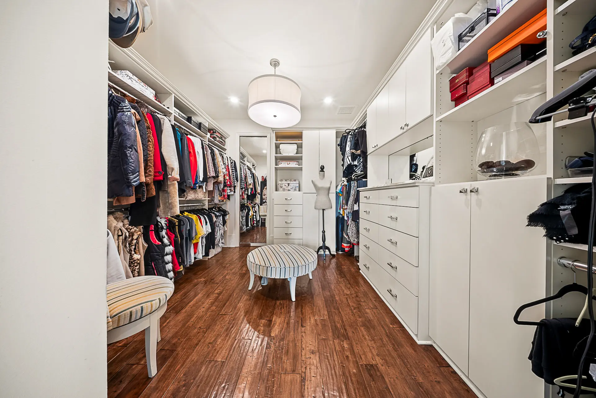 Nem toda casa de luxo em Orlando é igual 36 - Jen Dantas Suíte master - foto 3