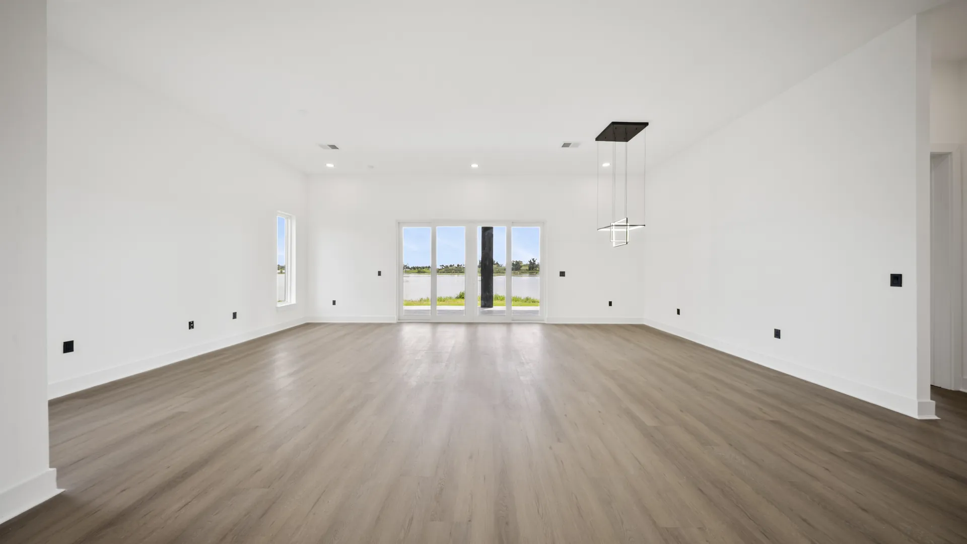 O DOMÍNIO SOBRE AS ÁGUAS (156 Caladium Ave) 38 - Jen Dantas Sala (ângulo 1) — 156 Caladium Ave